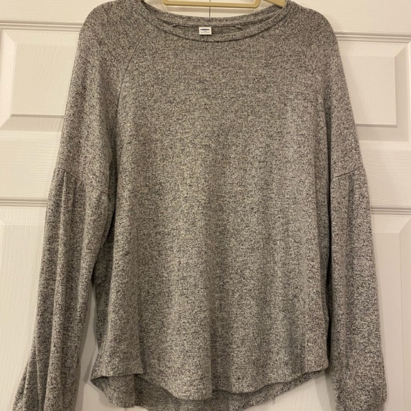 Old Navy Gray Longsleeve Shirt. Puffy sleeves - Picture 1 of 1